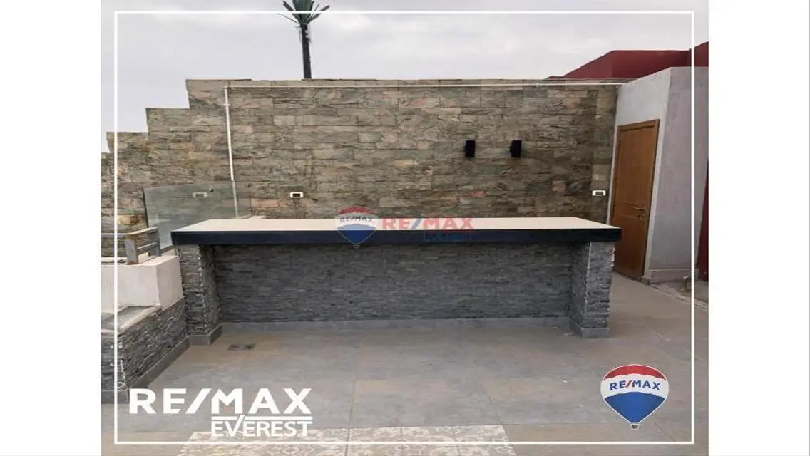 Spacious Apartment for Sale with 353 Square Meters