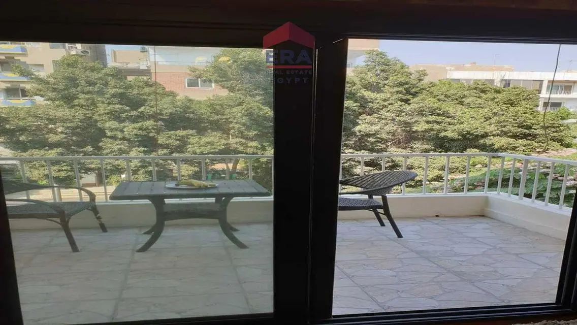 شقة مميزة بمساحة 145 متر للبيع