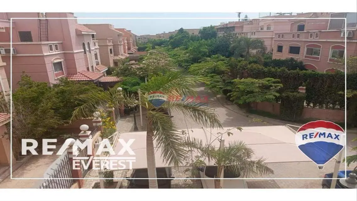شقة فاخرة بغرفة دراسة ومرافق حديثة