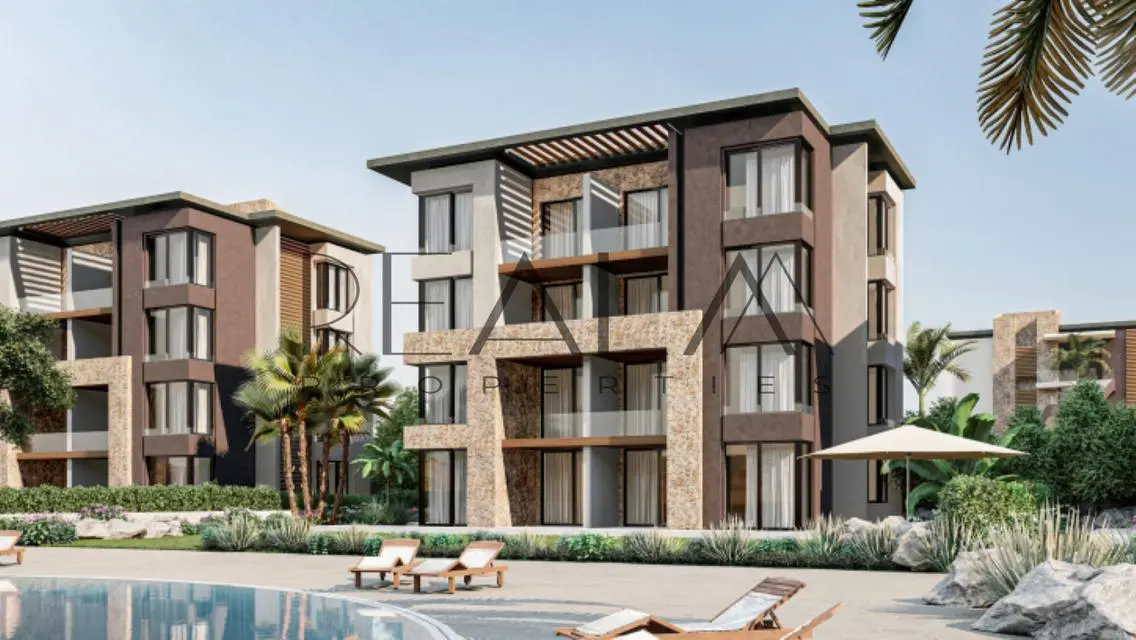 Luxury Villa with Private Pool and Garden in a Quiet Area