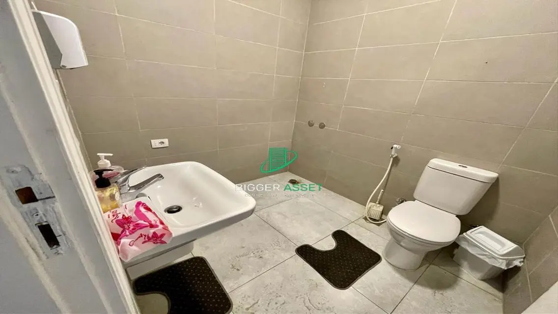 عقار متميز بمساحة 350 متر