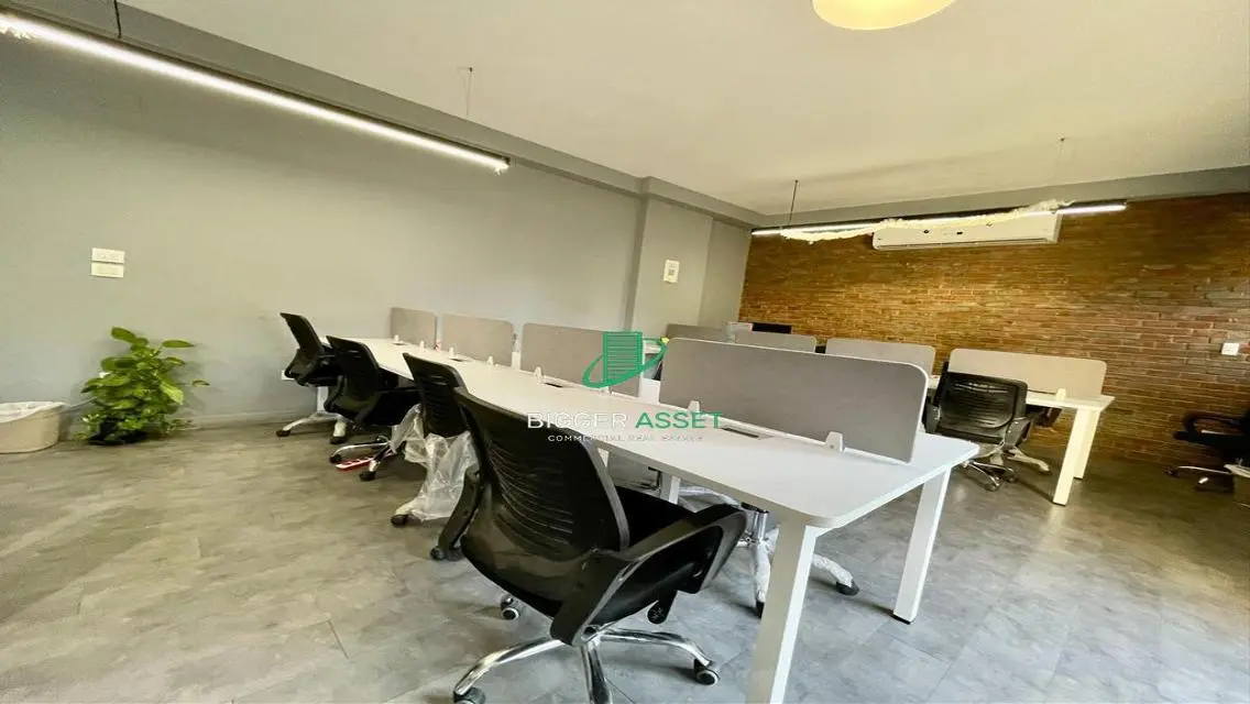 عقار متميز بمساحة 350 متر