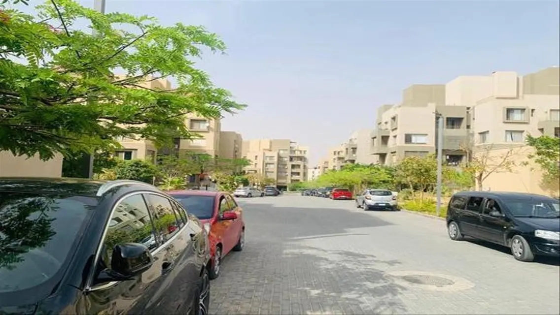 شقة مميزة للإيجار بمساحة 90 متر