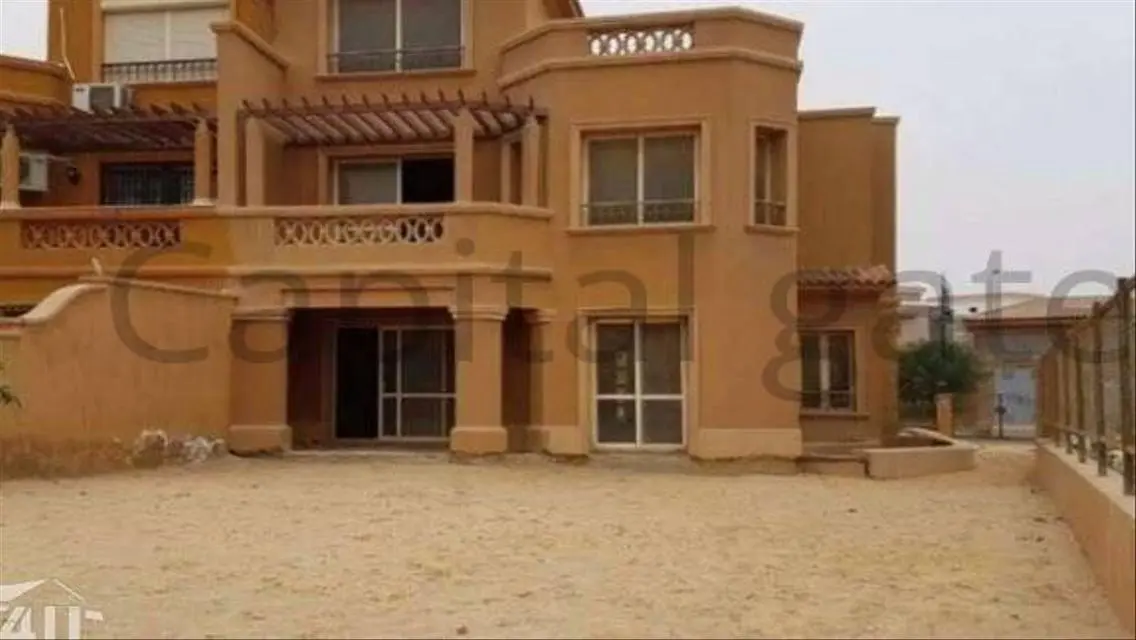 فاخرة مع حديقة خاصة ومرافق حديثة