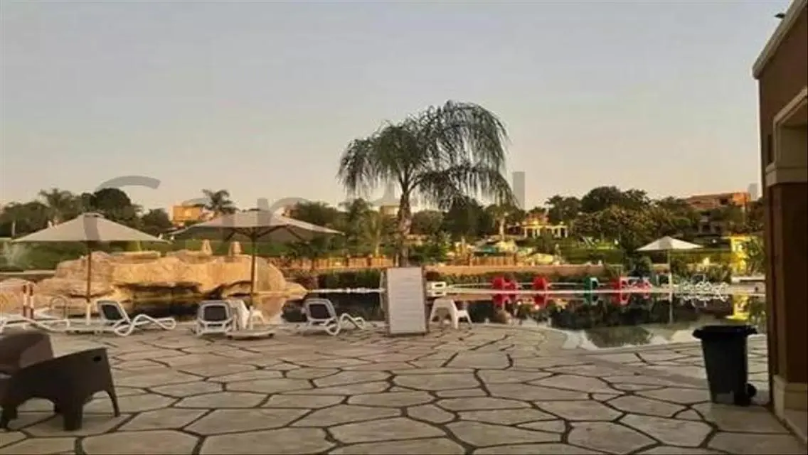 فاخرة مع حديقة خاصة ومرافق حديثة