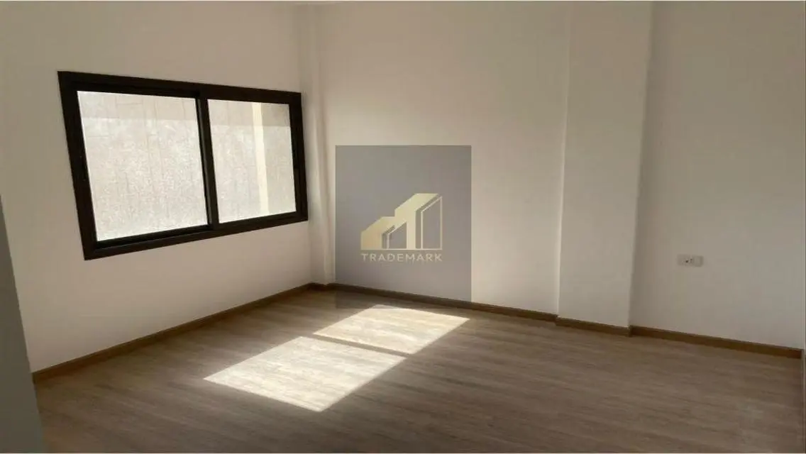 Luxurious 195 Sqm Apartment with Premium Amenities
