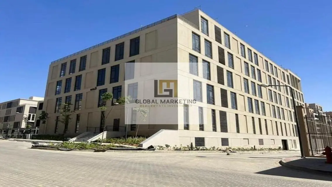 مساحة تجارية للإيجار - 1200 متر مربع
