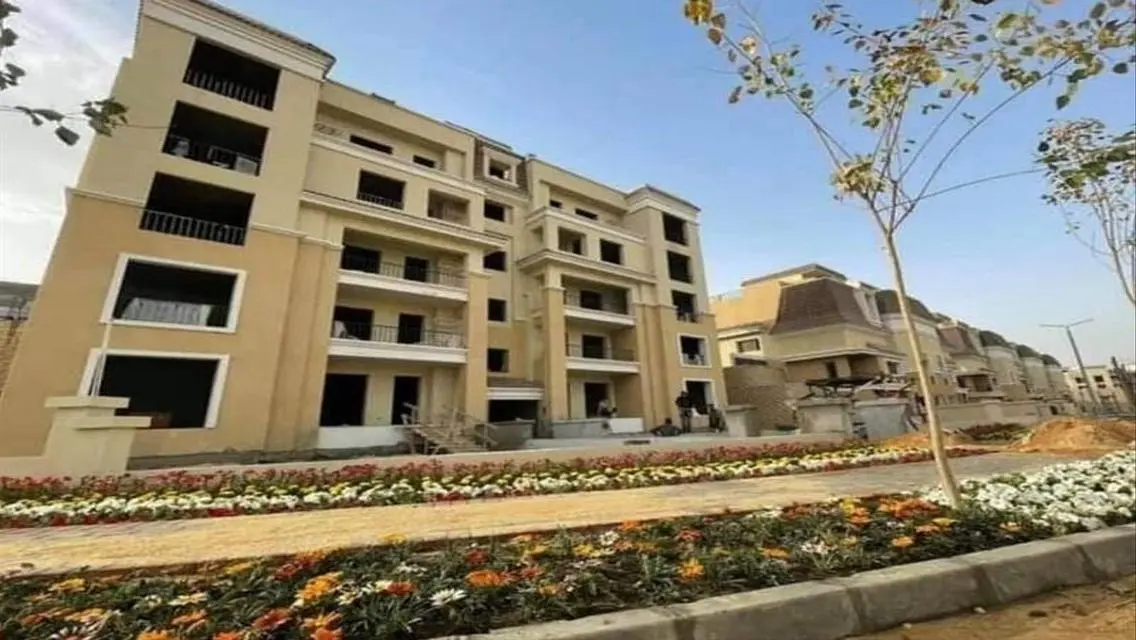 شقة رائعة بمساحة واسعة مع شرفة وحديقة خاصة