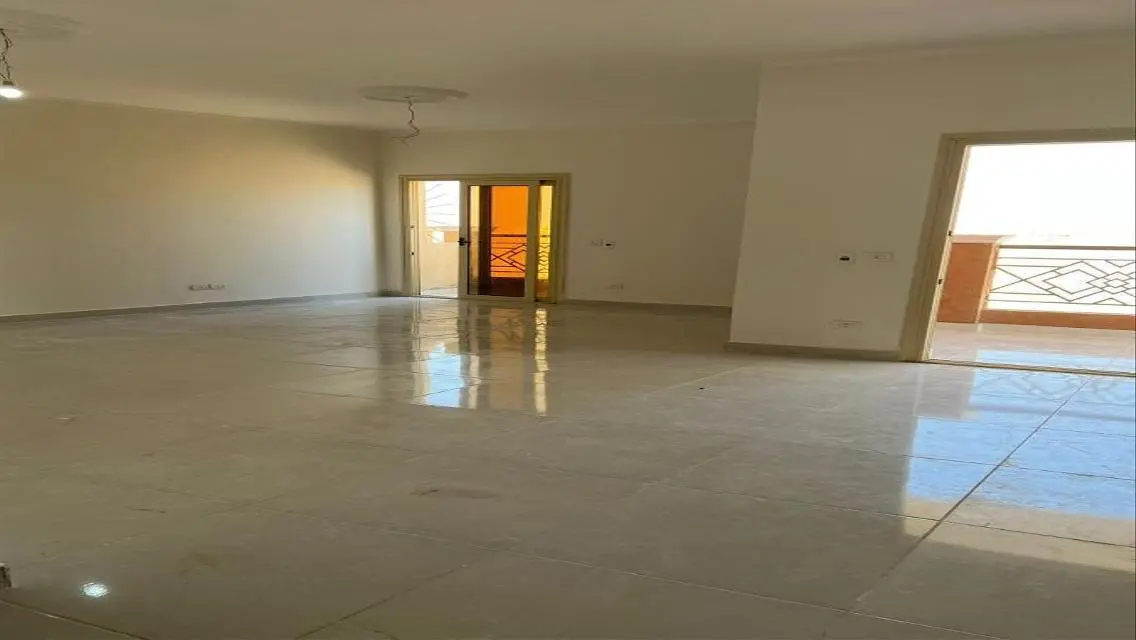 شقة فاخرة للبيع في قلب المدينة