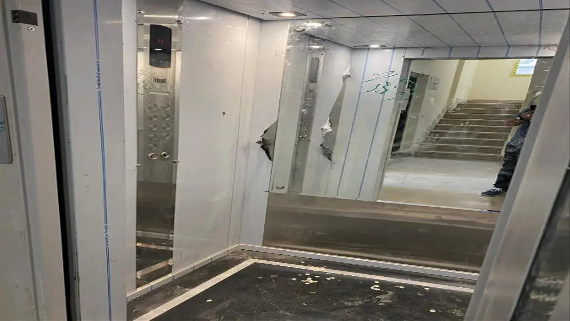 شقة فاخرة بإطلالة على البحيرات للبيع