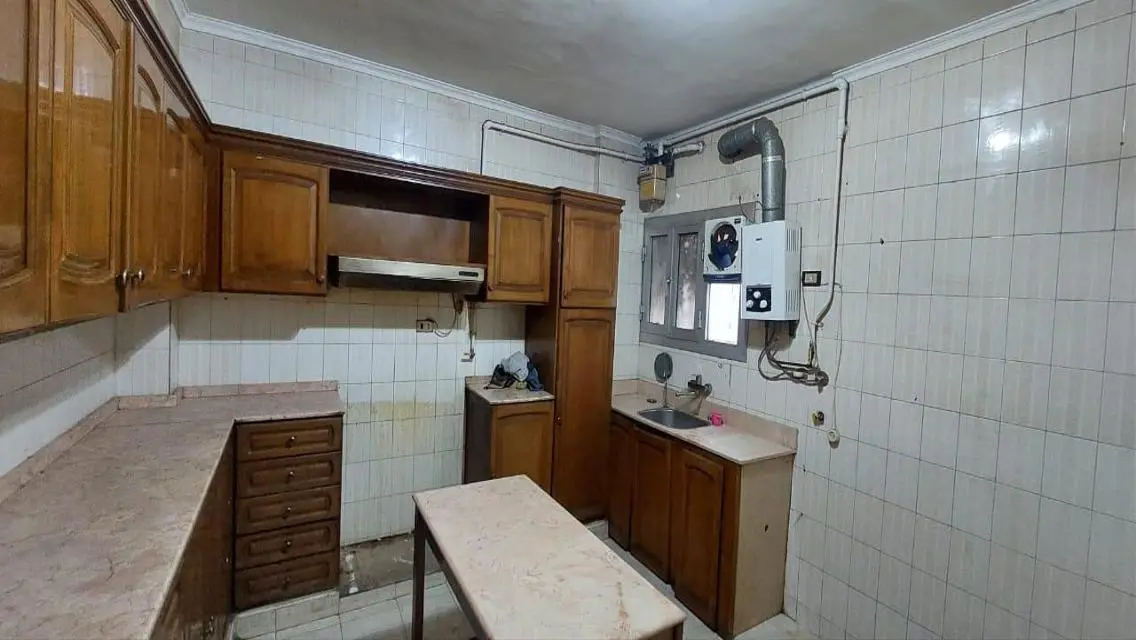 Luxury Apartment for Sale with Ample Space and Amenities