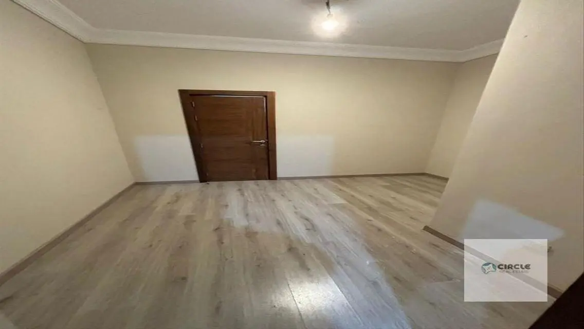 Luxury Apartment with 220 sqm Space