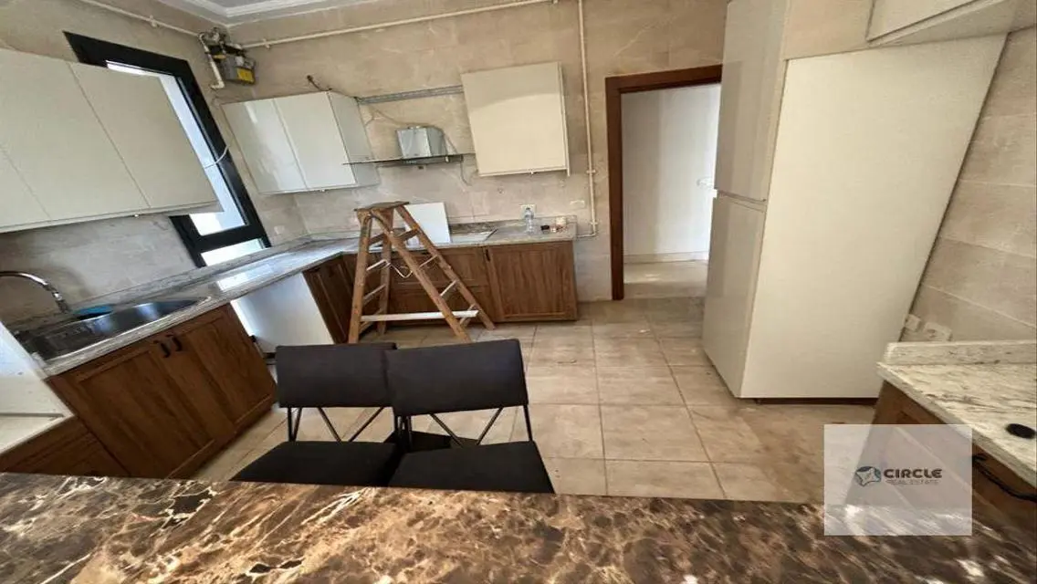 Luxury Apartment with 220 sqm Space