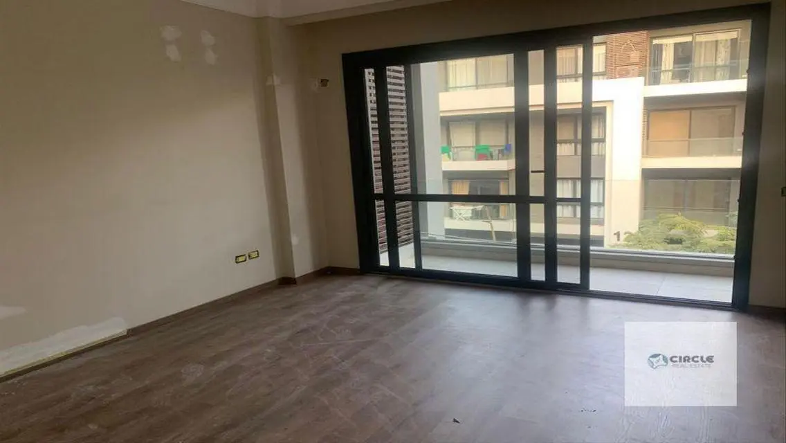 Luxurious 220 sqm Apartment in the Heart of the City