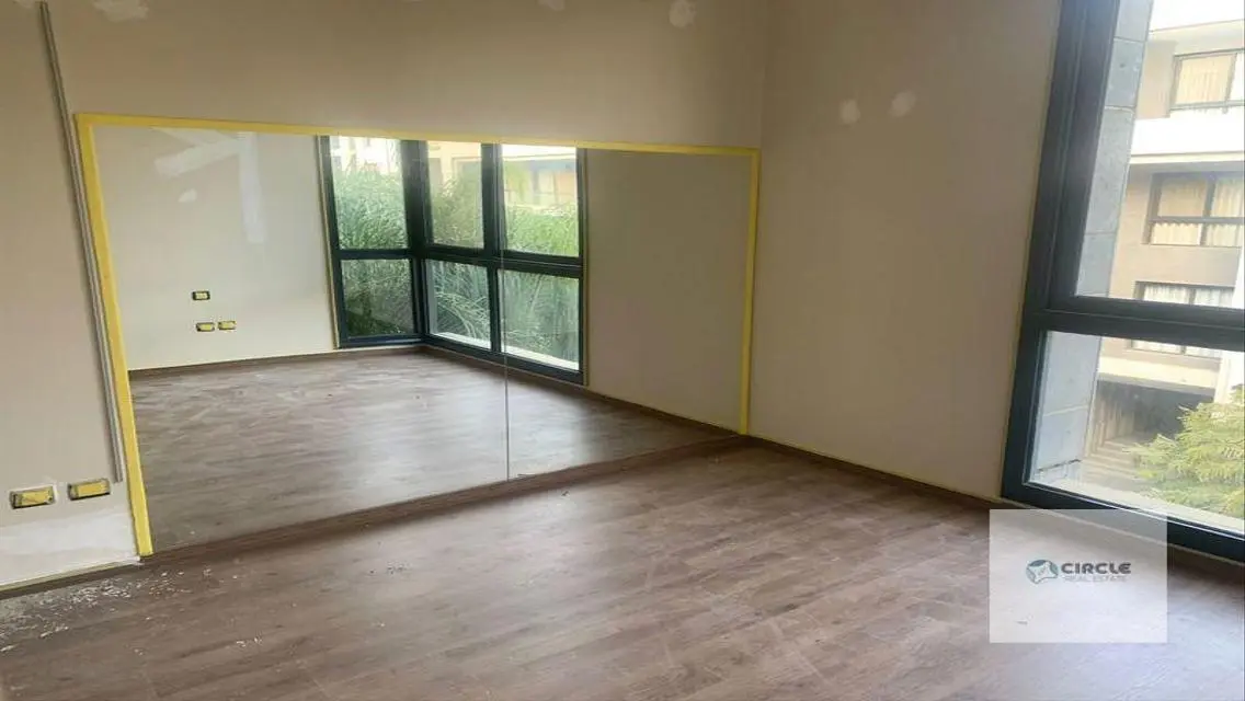 Luxurious 220 sqm Apartment in the Heart of the City