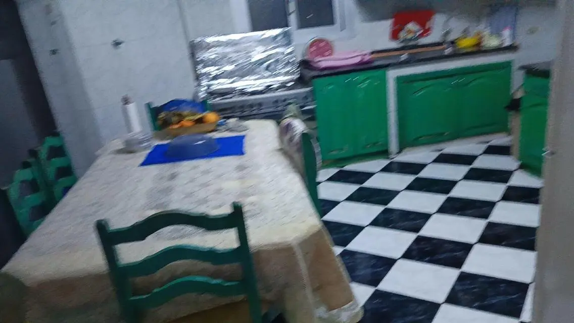 شقة فاخرة للبيع في منطقة راقية
