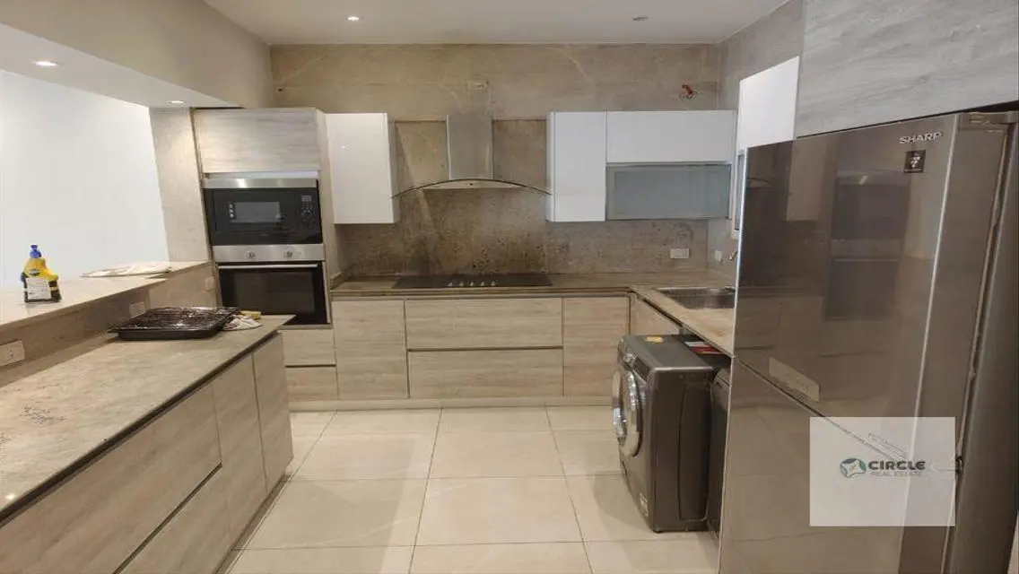 Luxury Apartment of 220 Meters - Stunning View