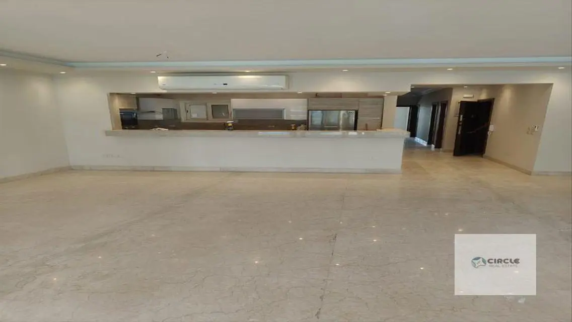 Luxury Apartment of 220 Meters - Stunning View