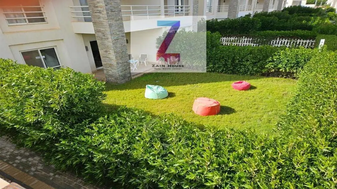 Apartment for Sale with Balcony in Prime Location