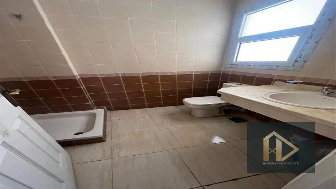Luxury Apartment for Sale with Scenic Lake Views