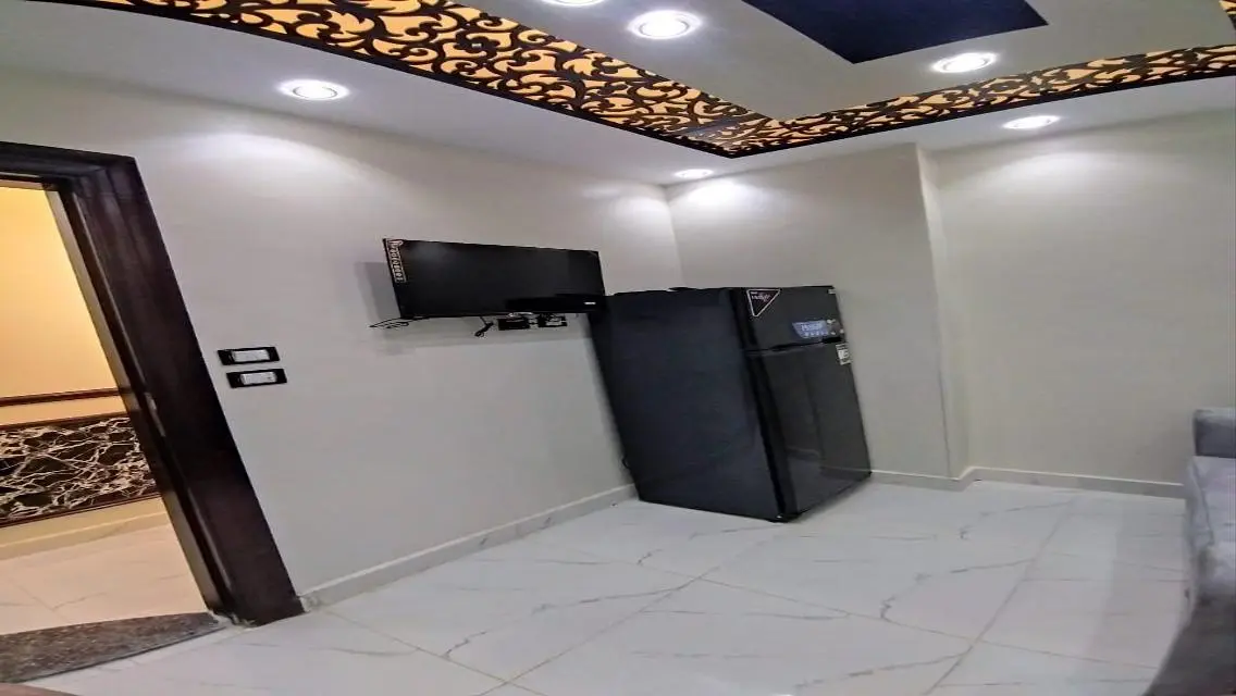 شقة فاخرة للإيجار بمساحة 5500 متر