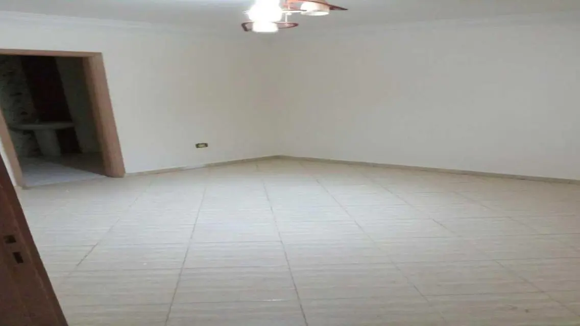 شقة للإيجار بسعر مغري