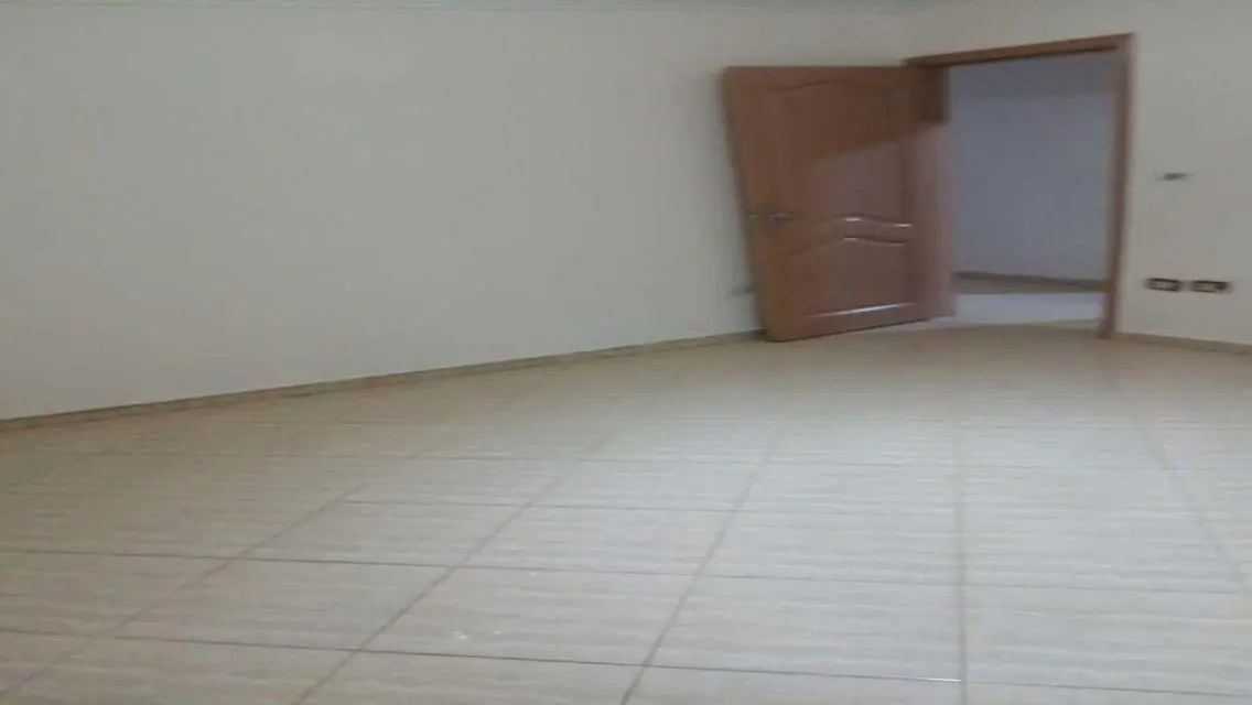شقة للإيجار بسعر مغري