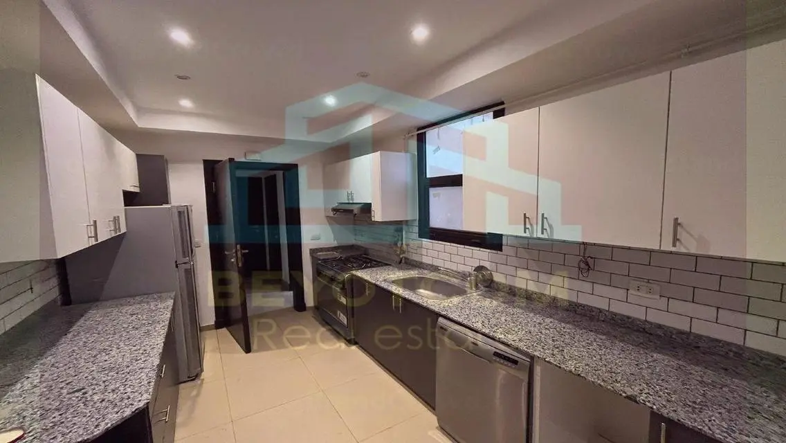 Luxury Villa for Sale with 3 Bedrooms and Private Garden