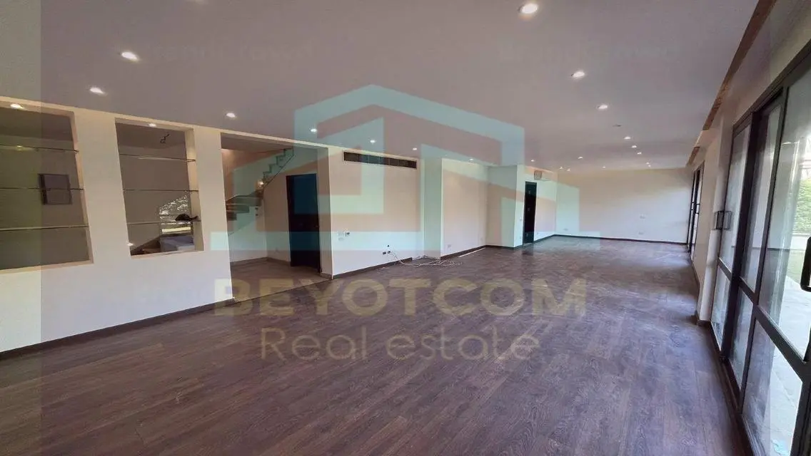 Luxury Villa for Sale with 3 Bedrooms and Private Garden