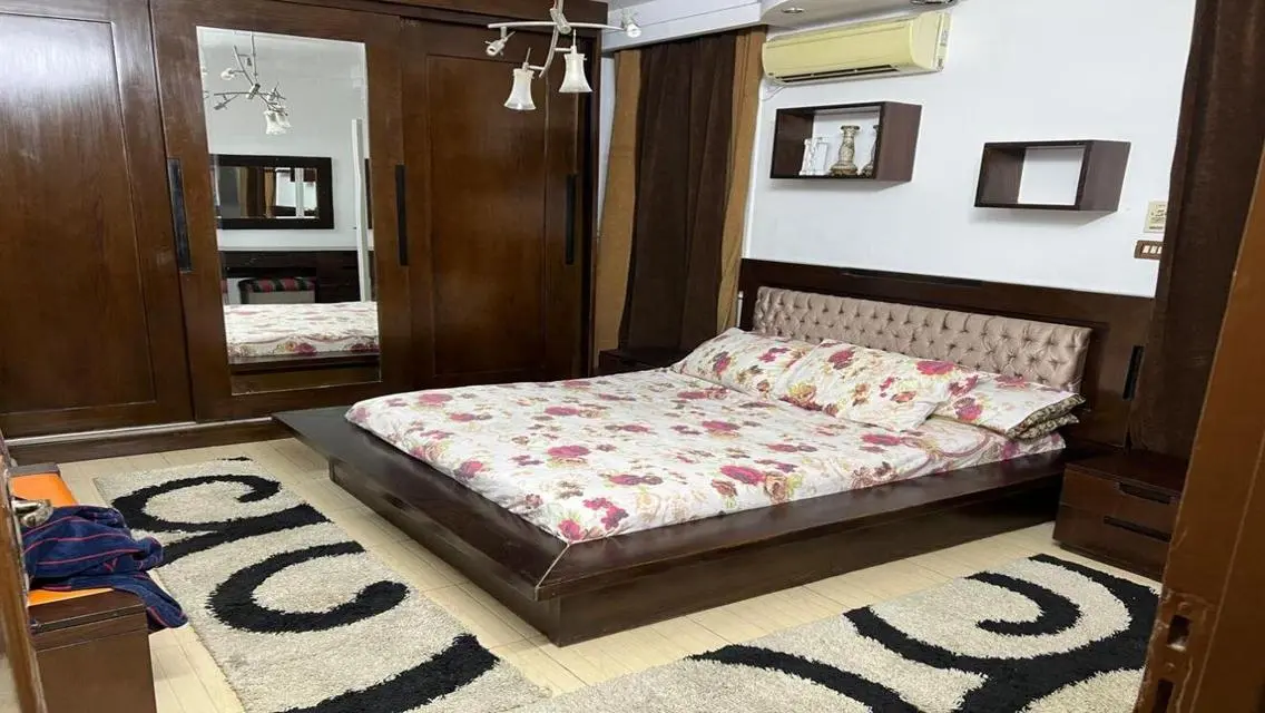 شقة فاخرة للإيجار بنظام تشطيب كامل