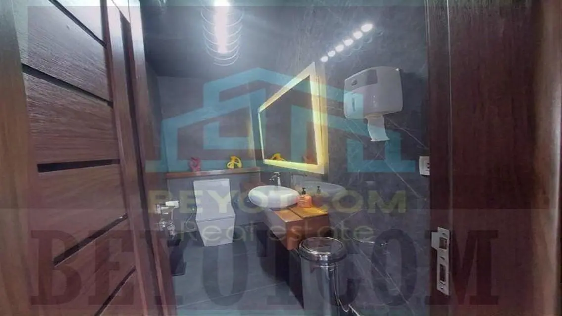 فرصة استثمارية رائعة في 300-3 SODIC
