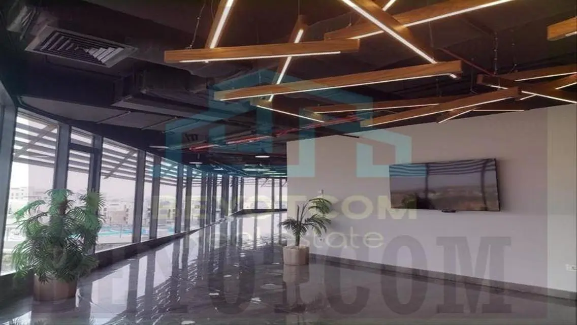 فرصة استثمارية رائعة في 300-3 SODIC