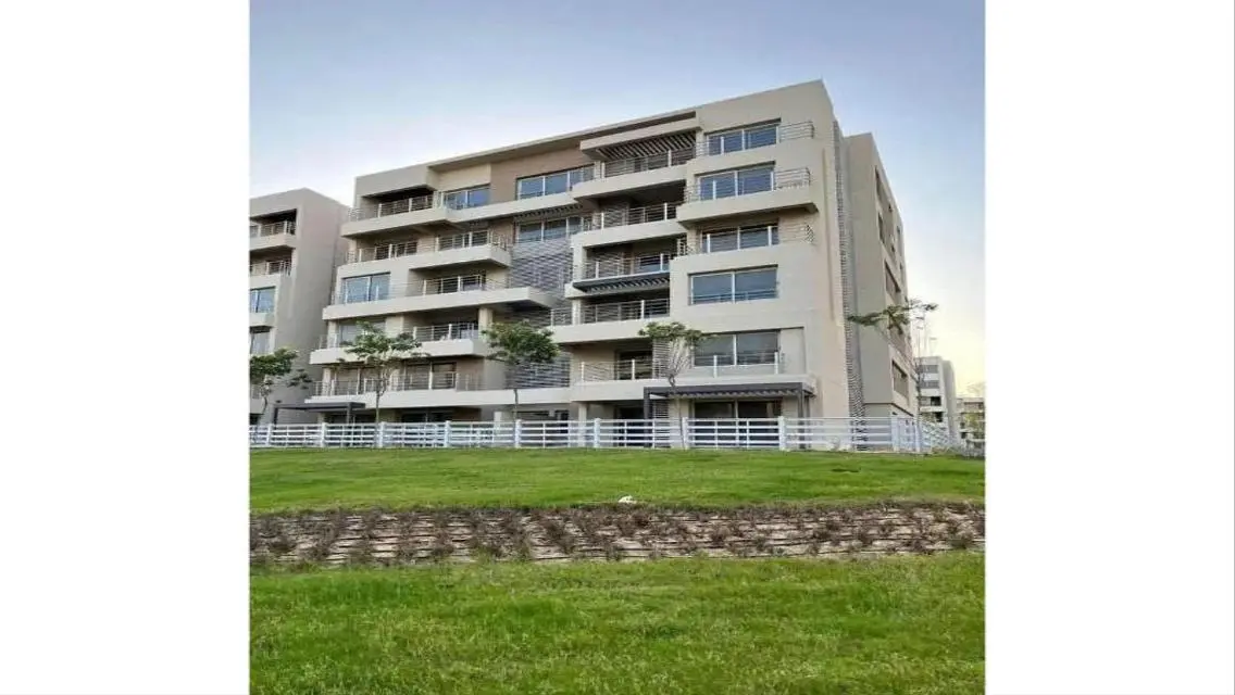 Luxury Apartment for Sale in Palm Hills - New Cairo