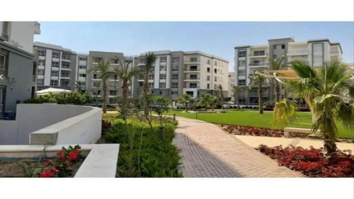 Luxurious Apartment in Hyde Park Compound - New Cairo