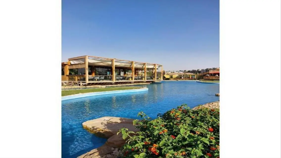 Luxurious Apartment in Hyde Park Compound - New Cairo