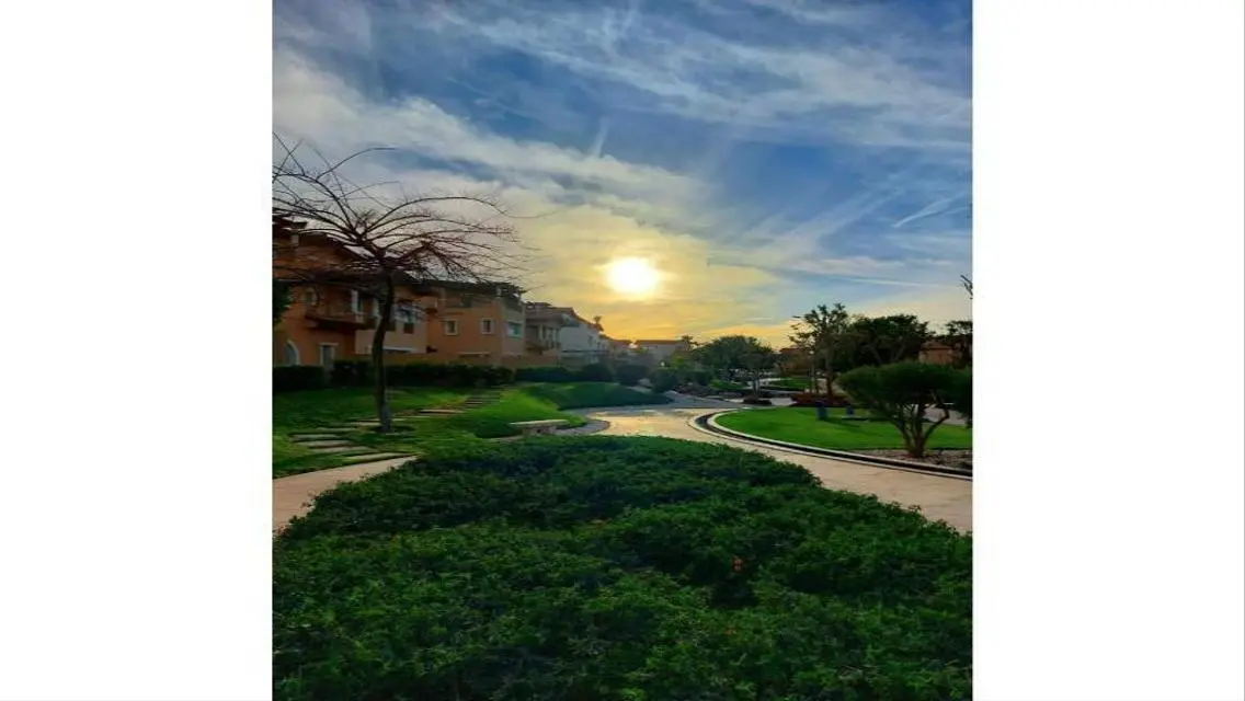 Luxurious Apartment in Hyde Park Compound - New Cairo