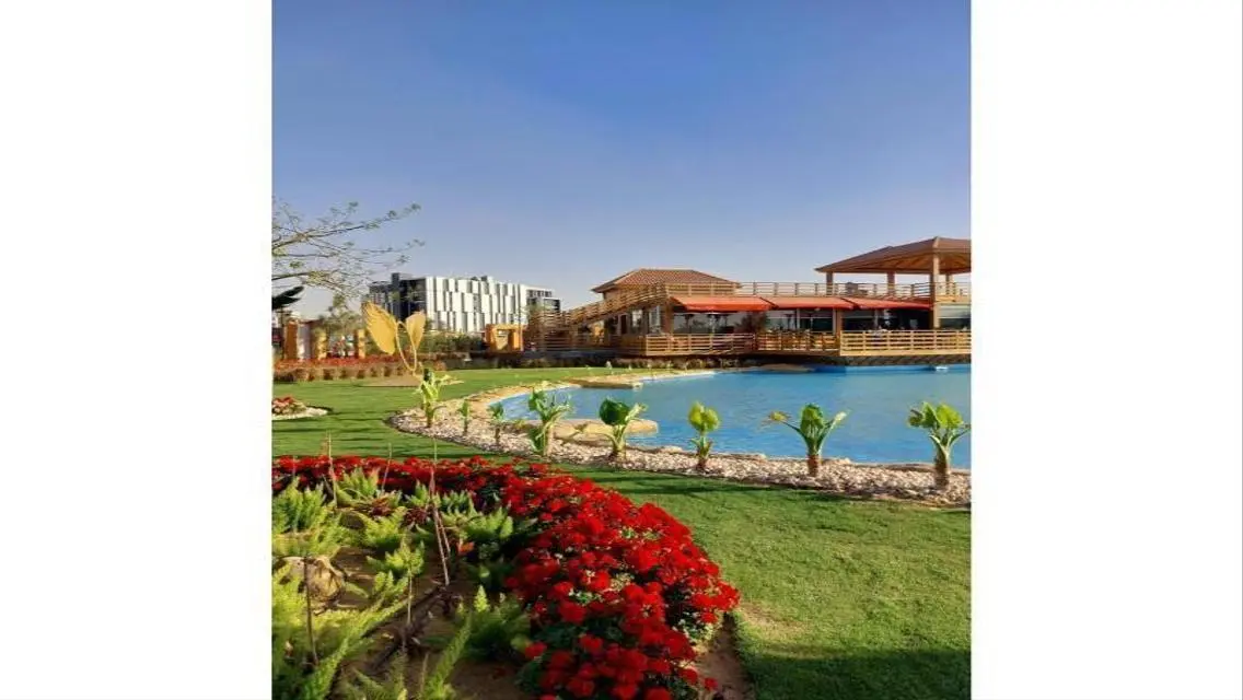 Luxurious Apartment in Hyde Park Compound - New Cairo