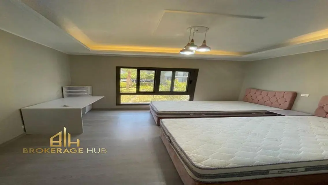 فيلا فاخرة للبيع بمساحة 23600000 متر