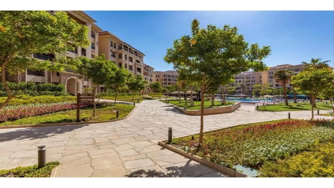 Luxury Apartment in 90 Avenue - New Cairo