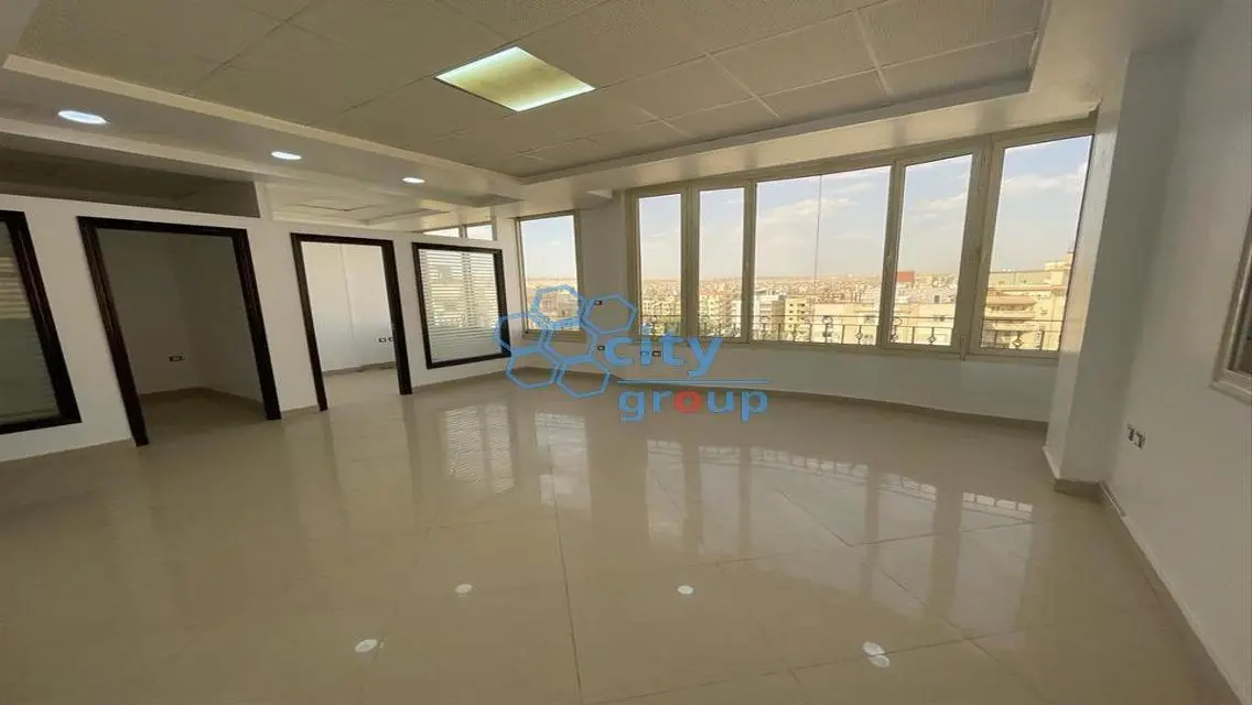 فرصة استثمارية رائعة في مدينة -350-
