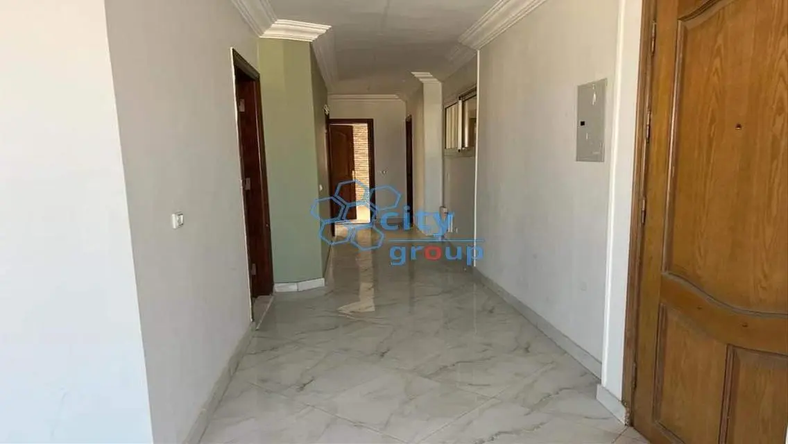 فرصة استثمارية رائعة في مدينة -350-