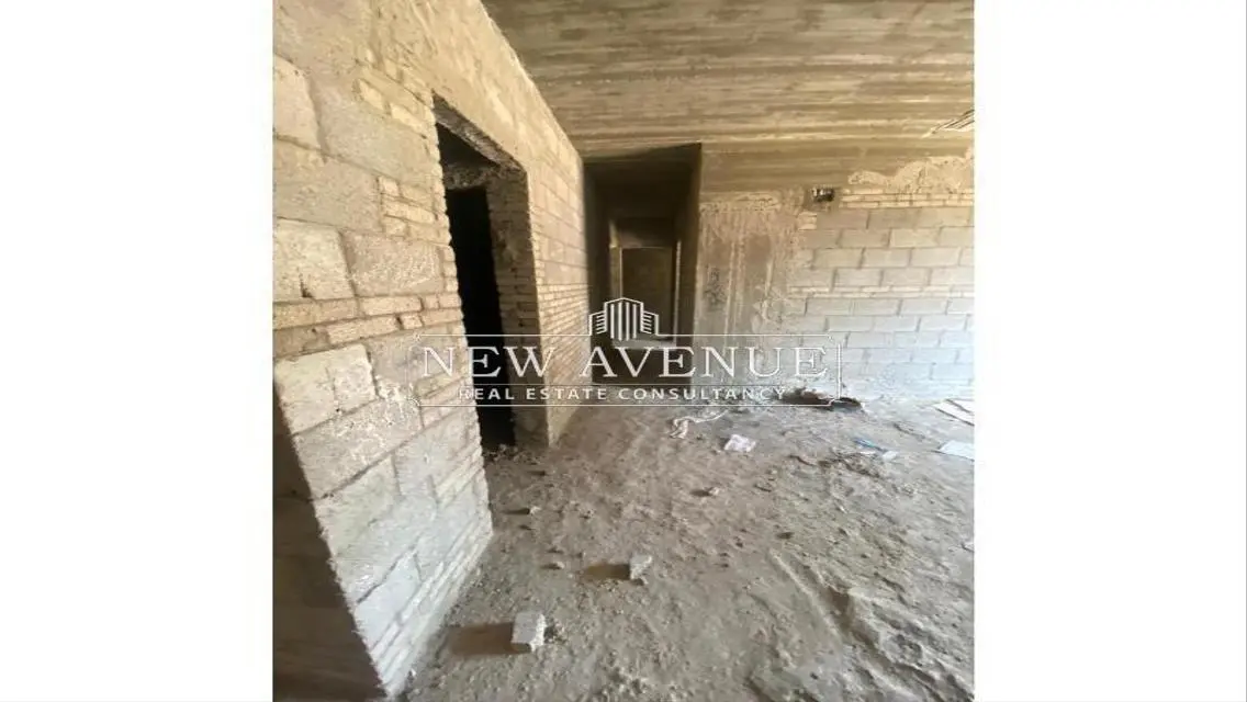Luxury Villa for Sale in Prime Location