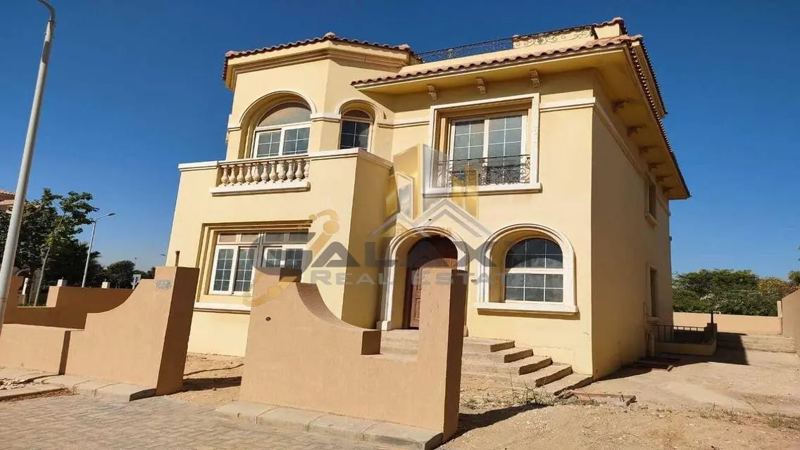 Luxury Villa for Sale in Kud Rio