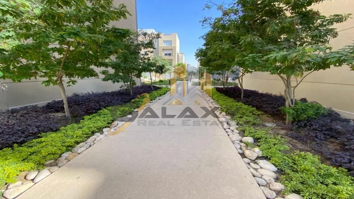 Luxurious Villa with Stunning Views for Sale