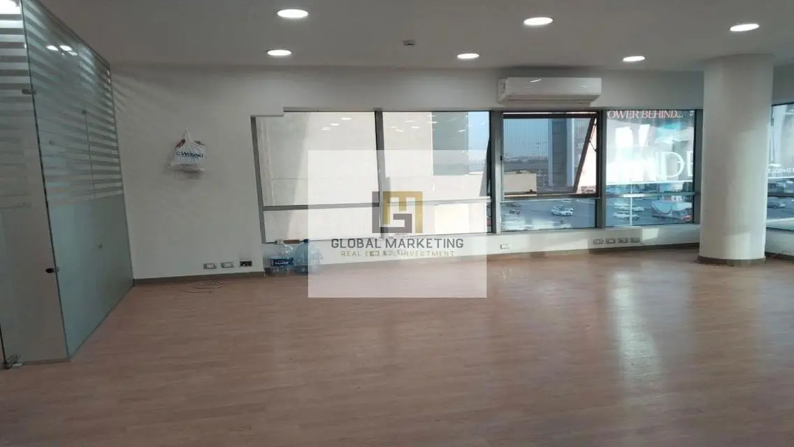Spacious 4-Bedroom Apartment at an Unbeatable Price