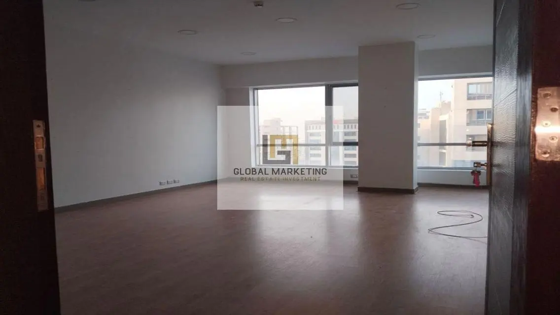 Spacious 4-Bedroom Apartment at an Unbeatable Price