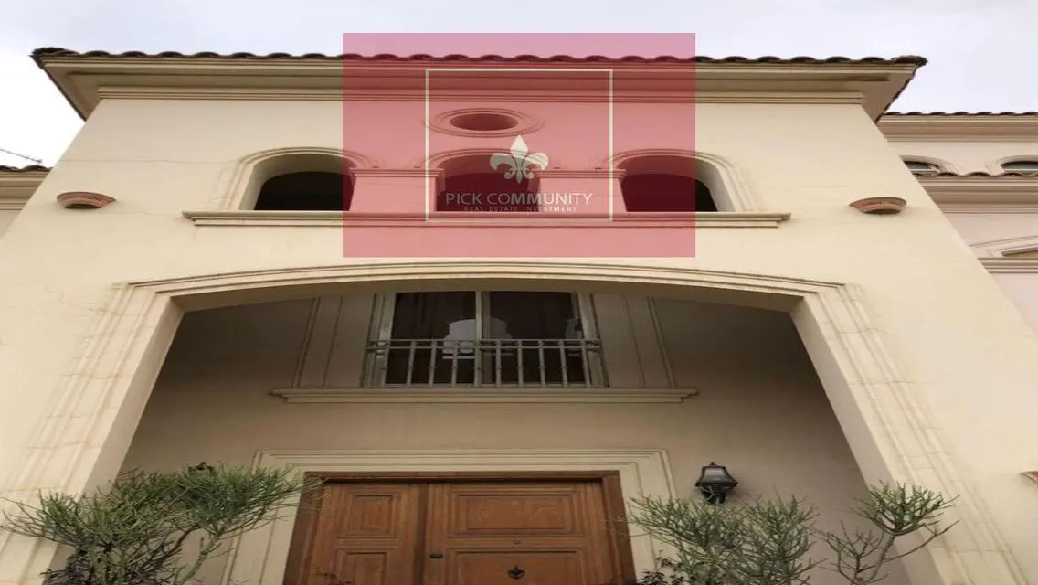 Luxury Villa for Sale with 440 Square Meters