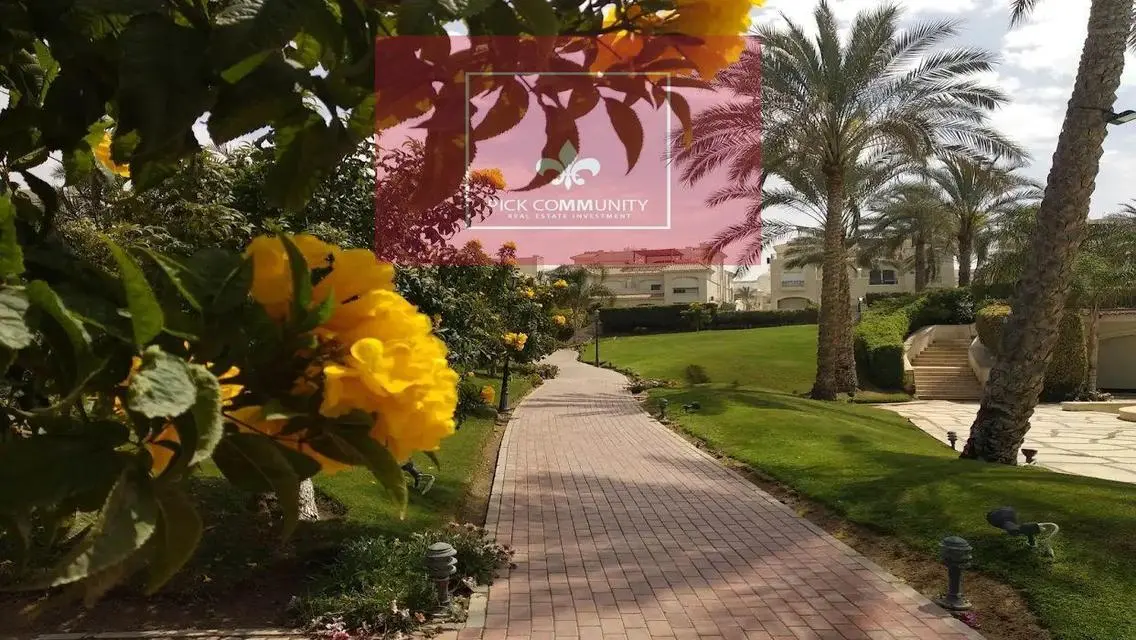 Luxury Villa for Sale with 440 Square Meters