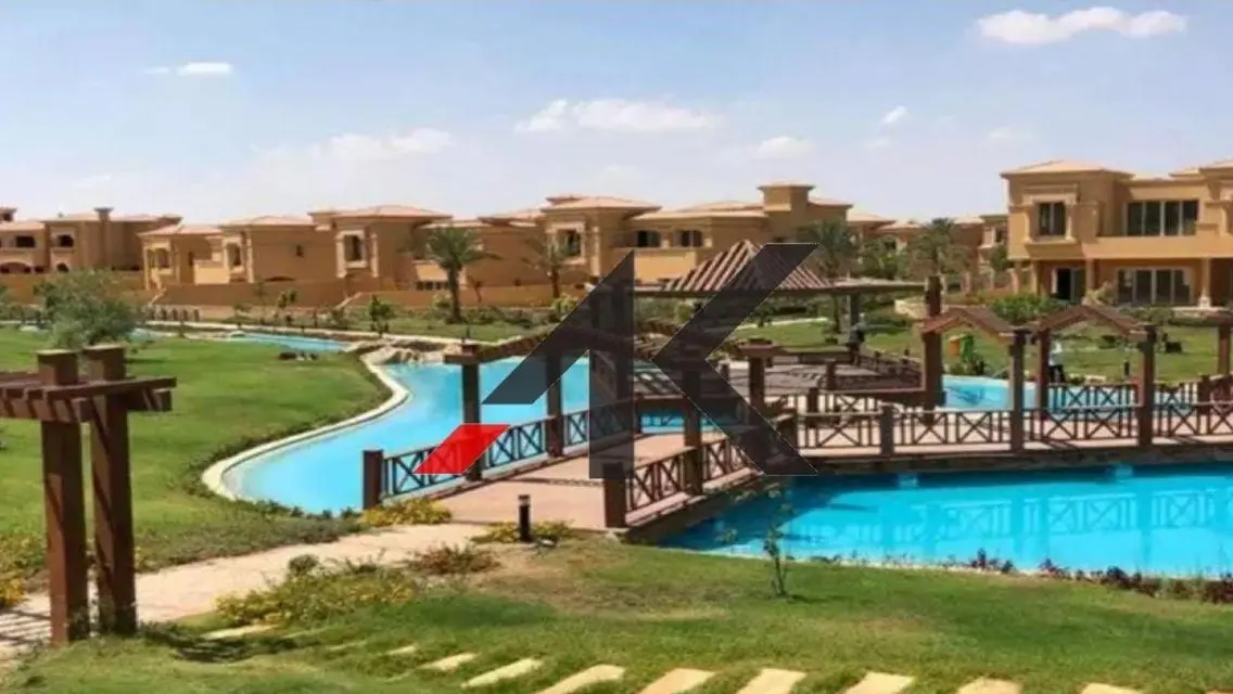 فيلا فاخرة 6 غرف نوم للبيع بمساحة 240 متر