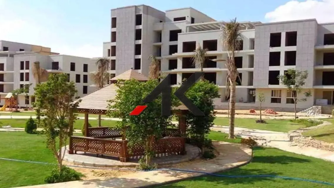 شقة فاخرة بمساحة واسعة ومرافق متميزة